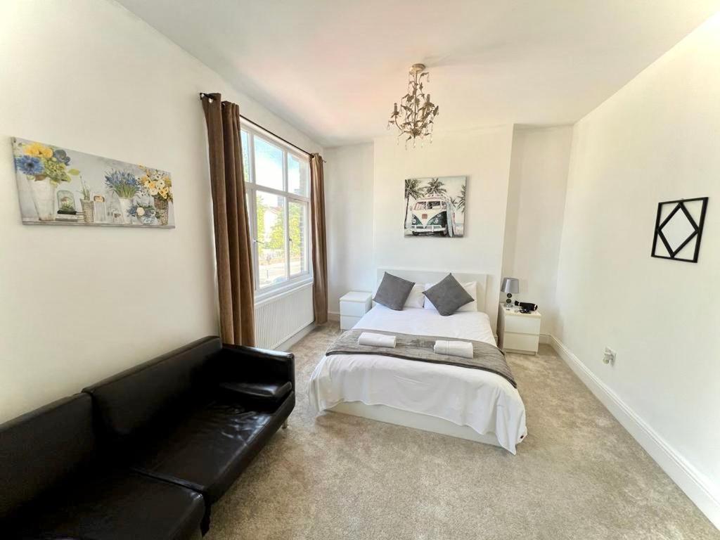 Canary Wharf Holiday Rooms Лондон Екстериор снимка