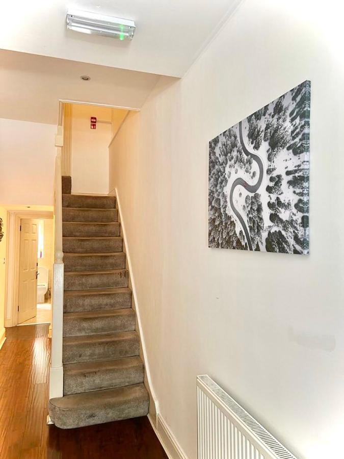 Canary Wharf Holiday Rooms Лондон Екстериор снимка